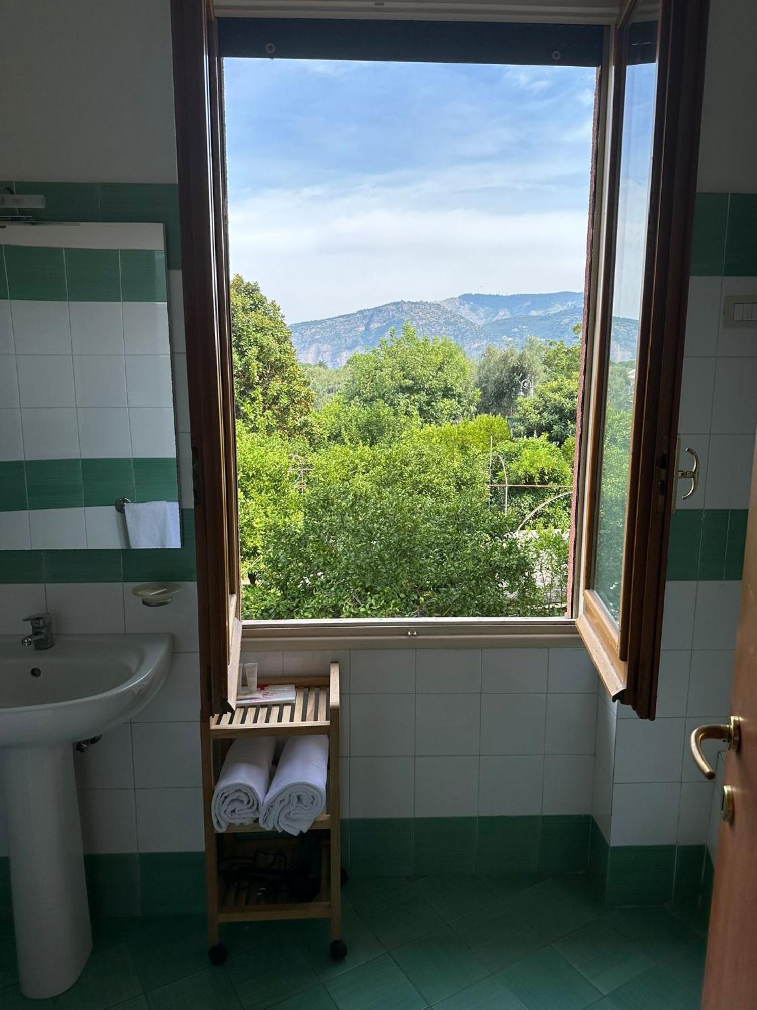 Villa Rosa Сорренто Екстер'єр фото